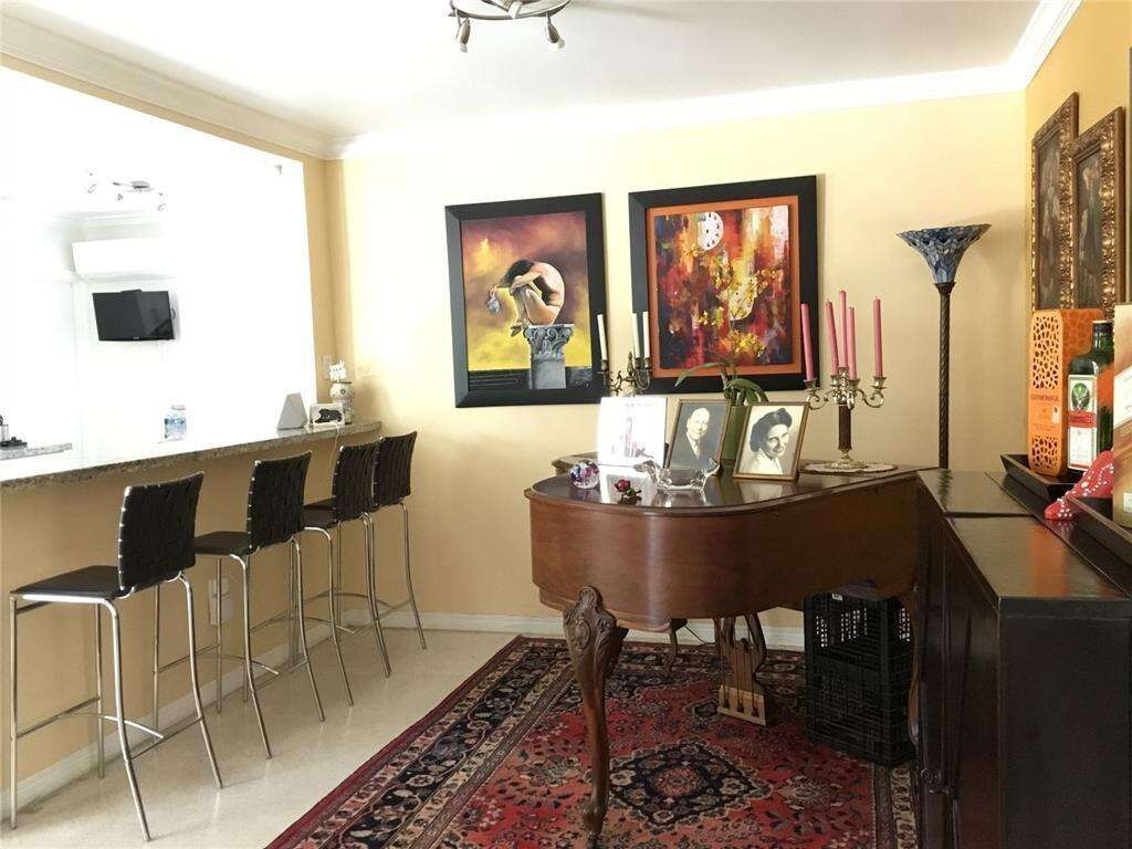 1250 Arthur, Hollywood, FL 33019 - For Sale photo 5