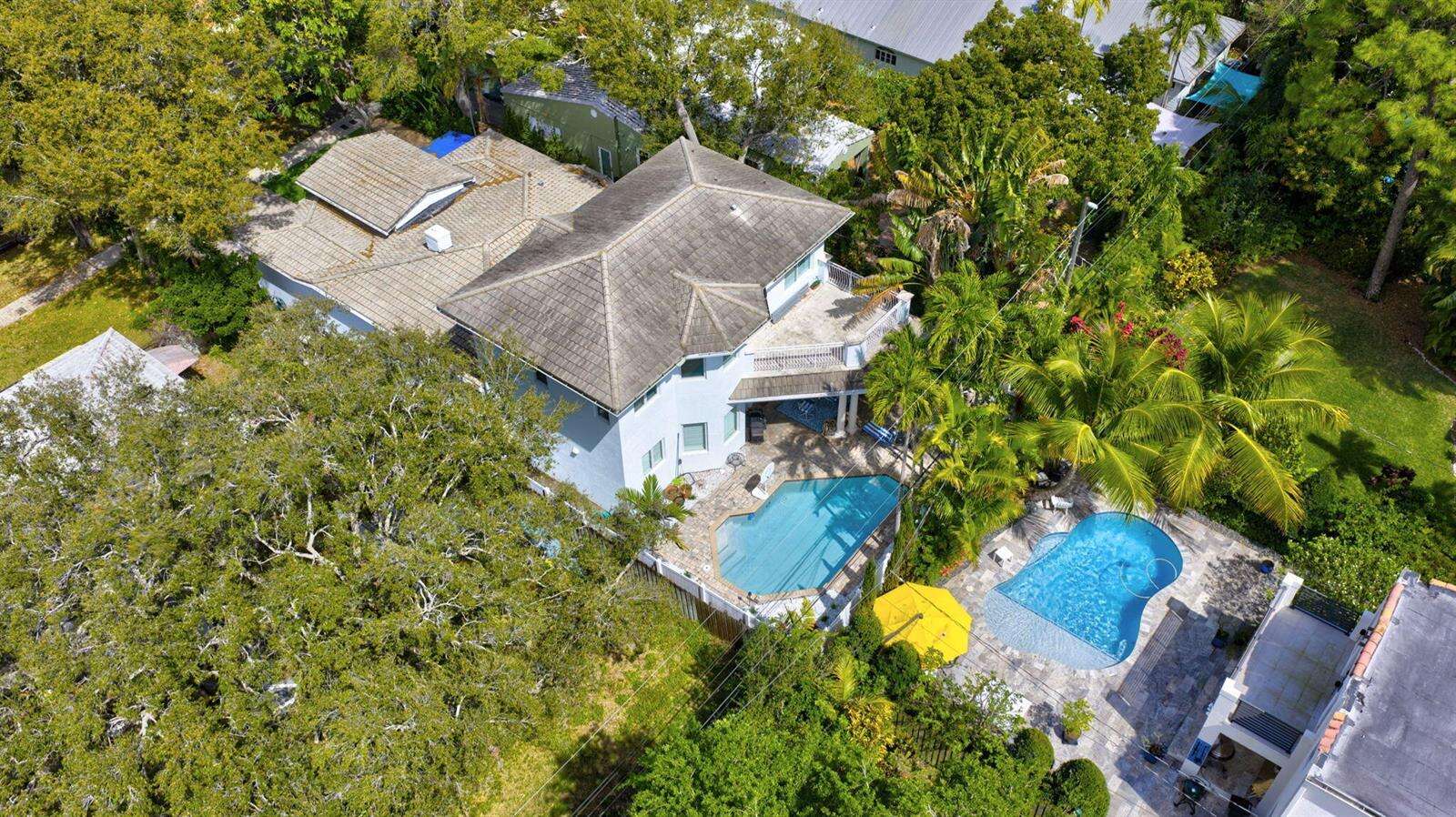 1020 11th, Fort Lauderdale, FL 33316 - For Sale photo 1