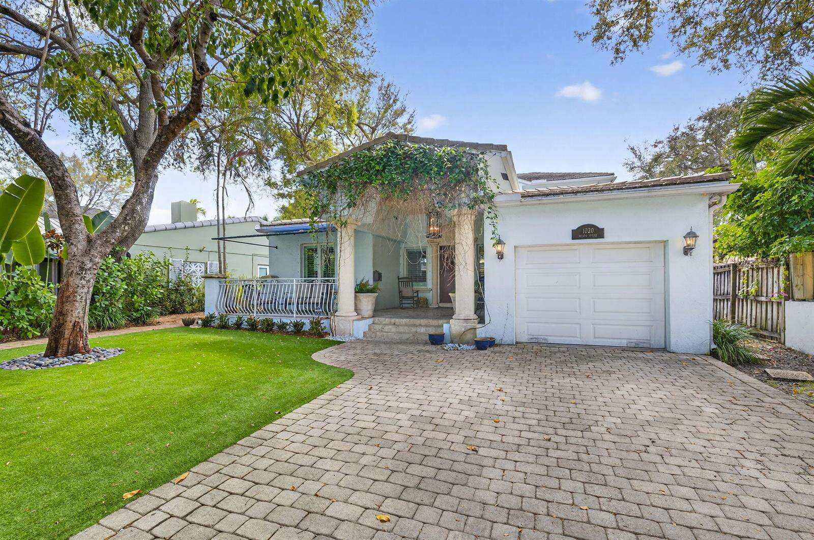 1020 11th, Fort Lauderdale, FL 33316 - For Sale photo 2