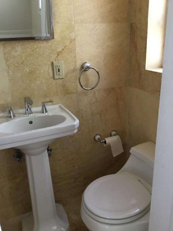 8927 Hawthorne Ave, Surfside, FL 33154 | Picture 21