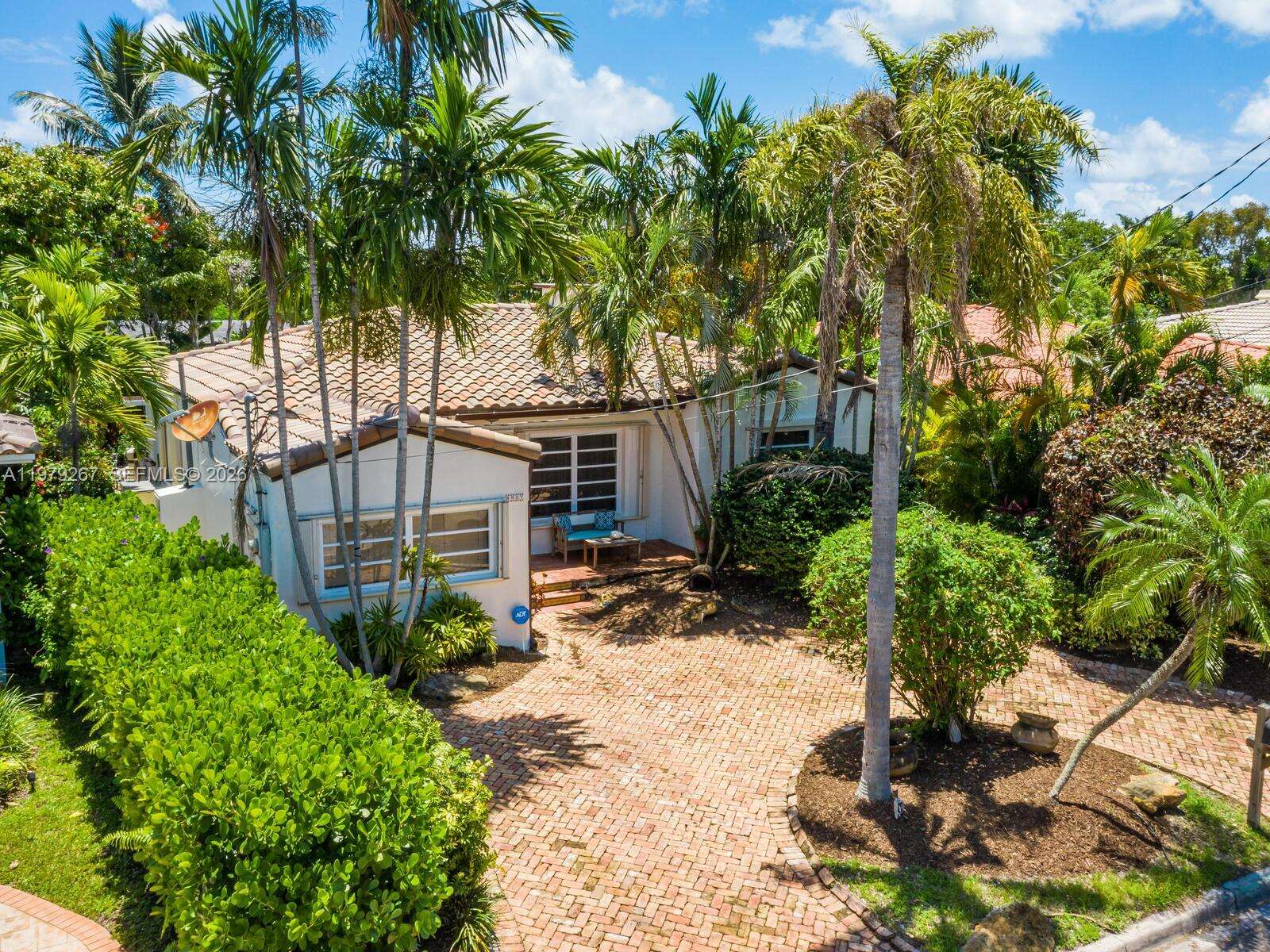 8927 Hawthorne Ave, Surfside, FL 33154 | Picture 5