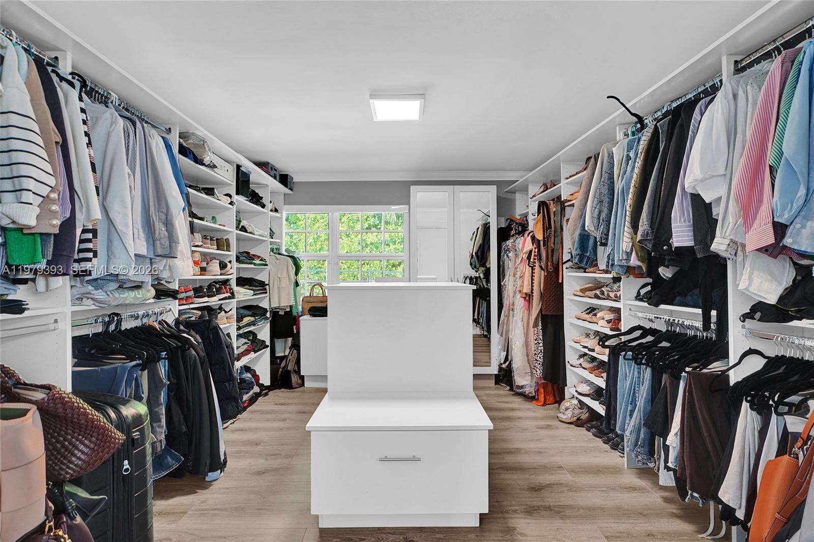 2301 196th St, Miami, FL 33180 | Picture 26