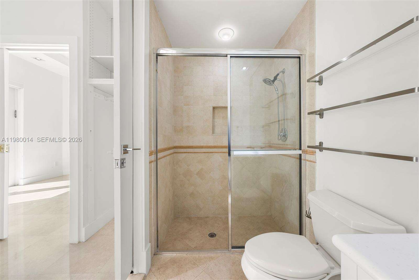 822 Meridian Ln, Hollywood, FL 33019 | Picture 18