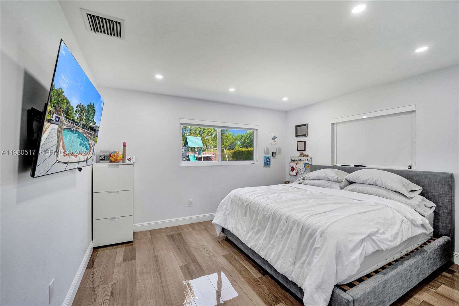 1015 14th Ave, Hollywood, FL 33020 | Picture 33