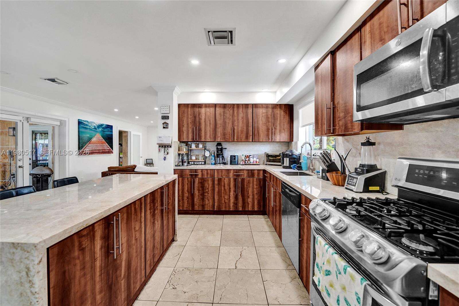 1015 14th Ave, Hollywood, FL 33020 | Picture 45