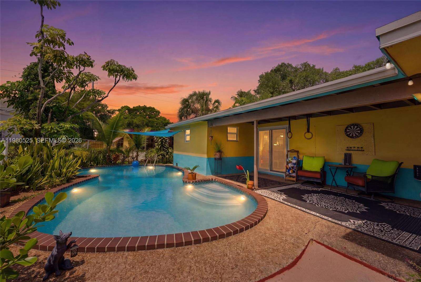 737 2nd Ct, Hallandale Beach, FL 33009 | Picture 1