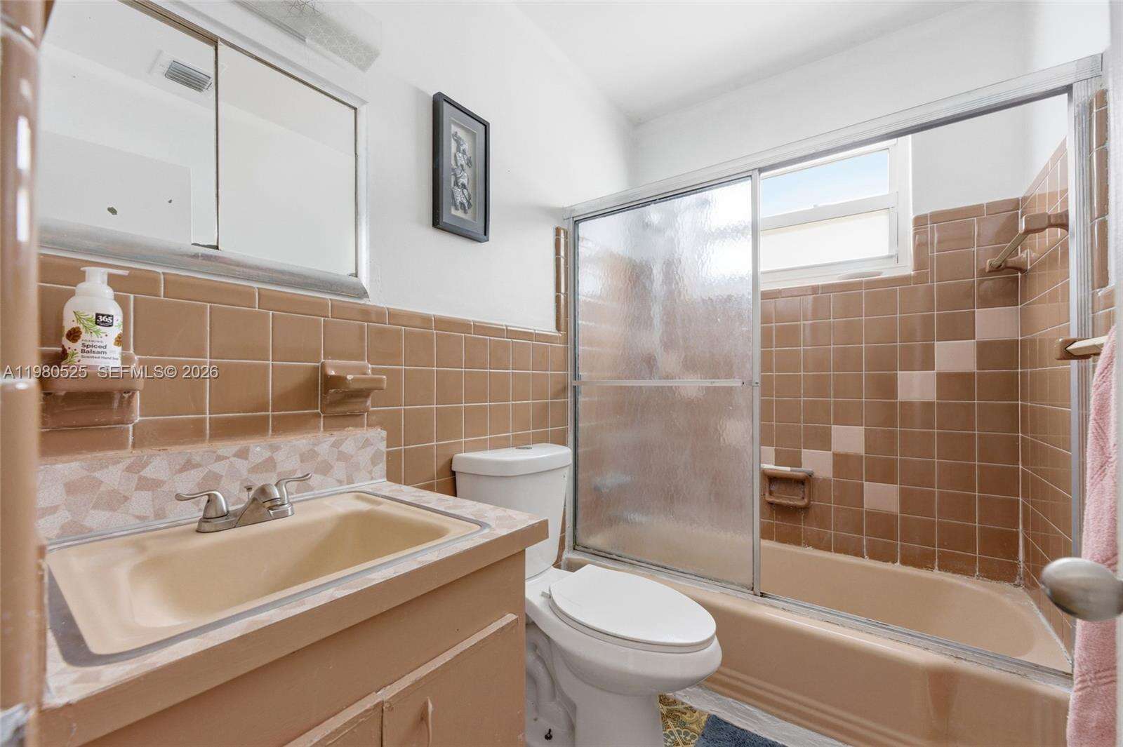 737 2nd Ct, Hallandale Beach, FL 33009 | Picture 28