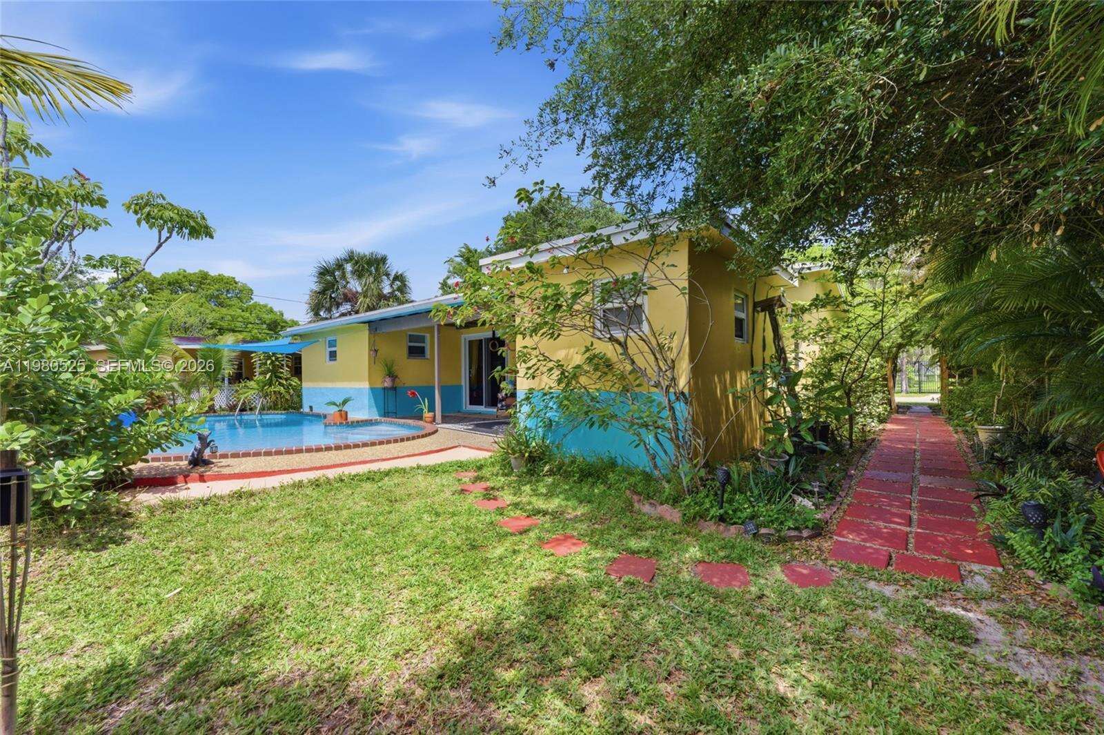 737 2nd Ct, Hallandale Beach, FL 33009 | Picture 35