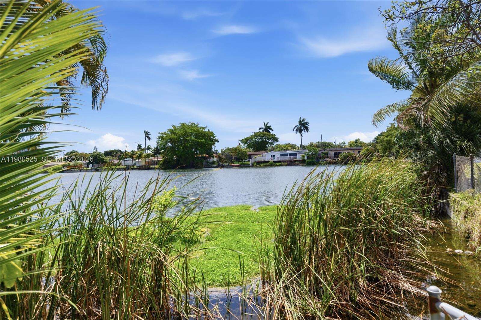 737 2nd Ct, Hallandale Beach, FL 33009 | Picture 39