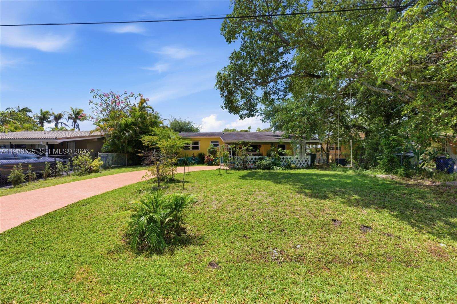 737 2nd Ct, Hallandale Beach, FL 33009 | Picture 52