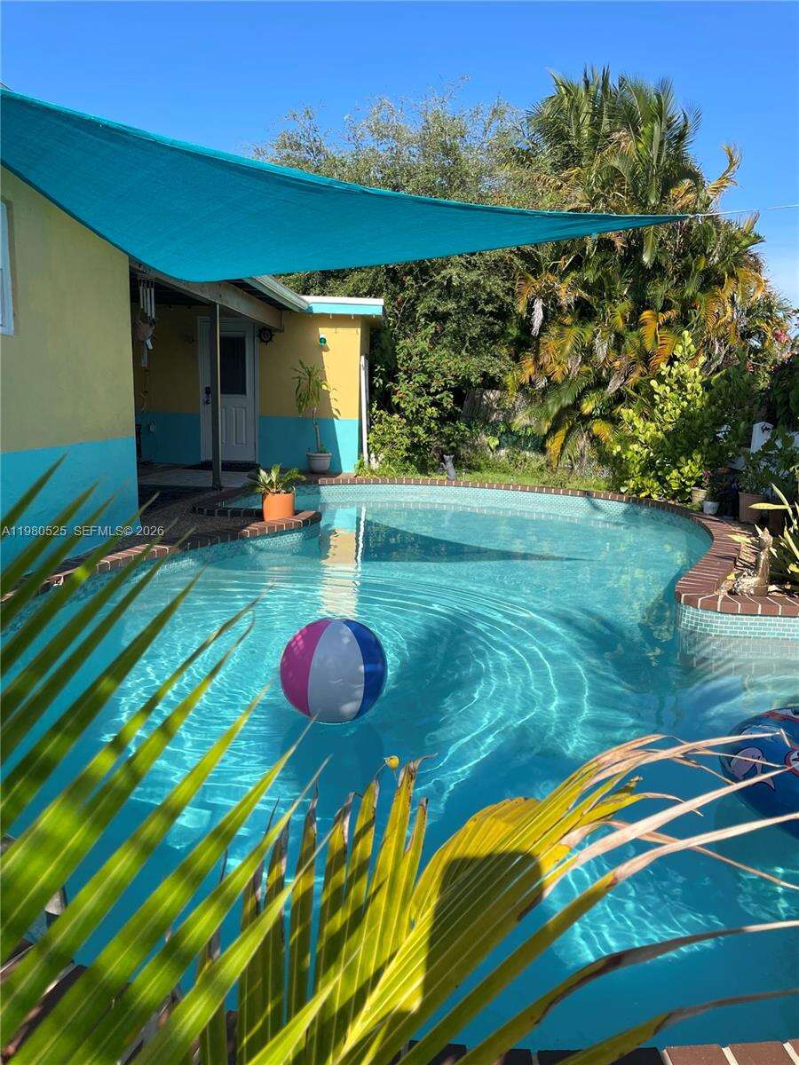 737 2nd Ct, Hallandale Beach, FL 33009 | Picture 57