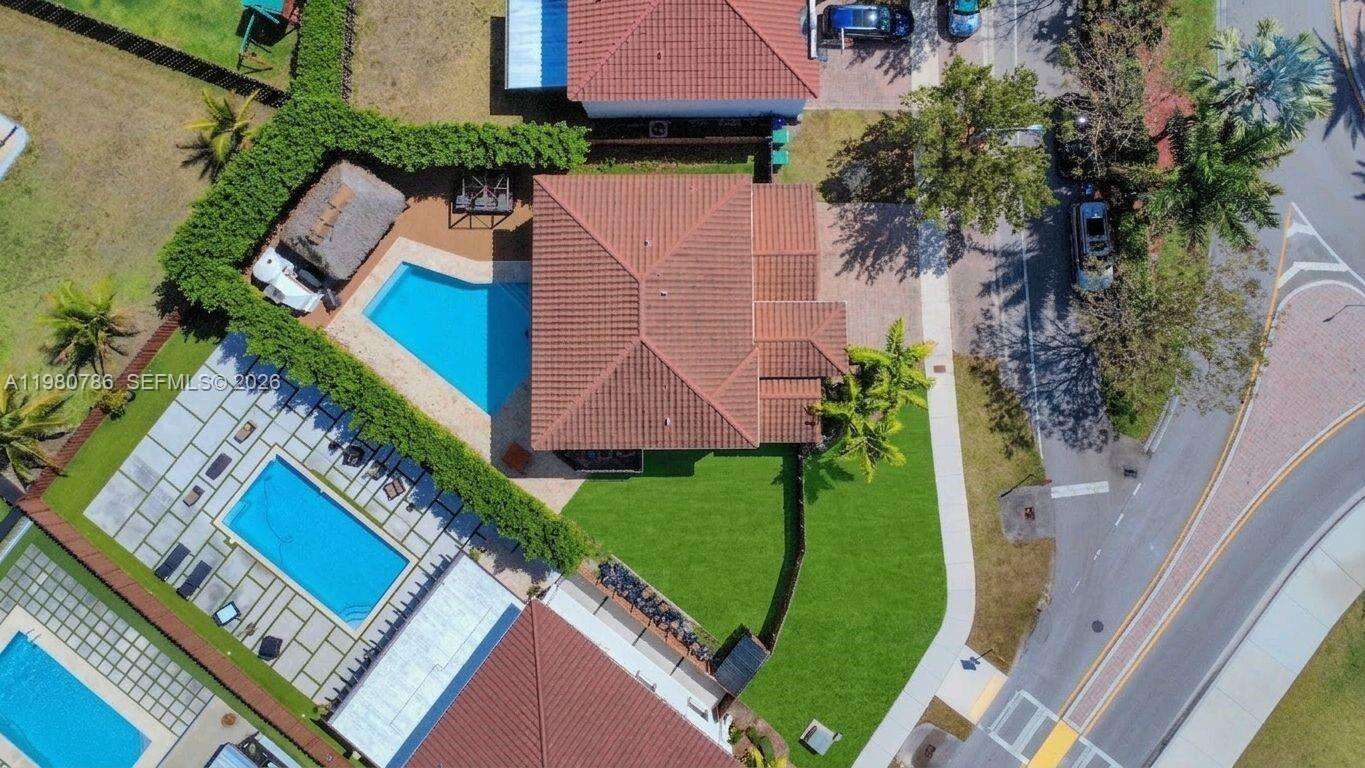 17343 155th Ct, Miami, FL 33187 | Picture 5