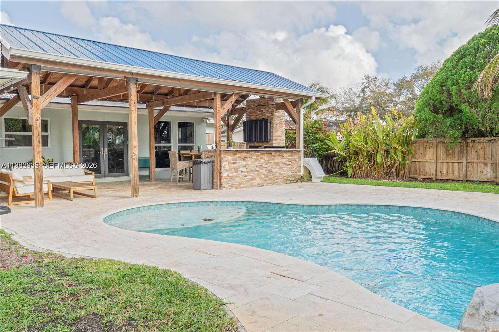 1304 40th Ave, Hollywood, FL 33021 | Picture 2