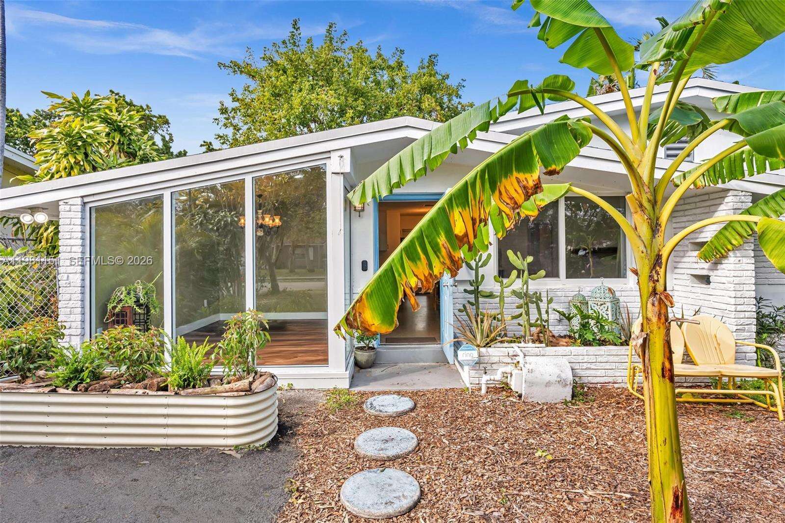 2431 Mayo St, Hollywood, FL 33020 | Picture 1