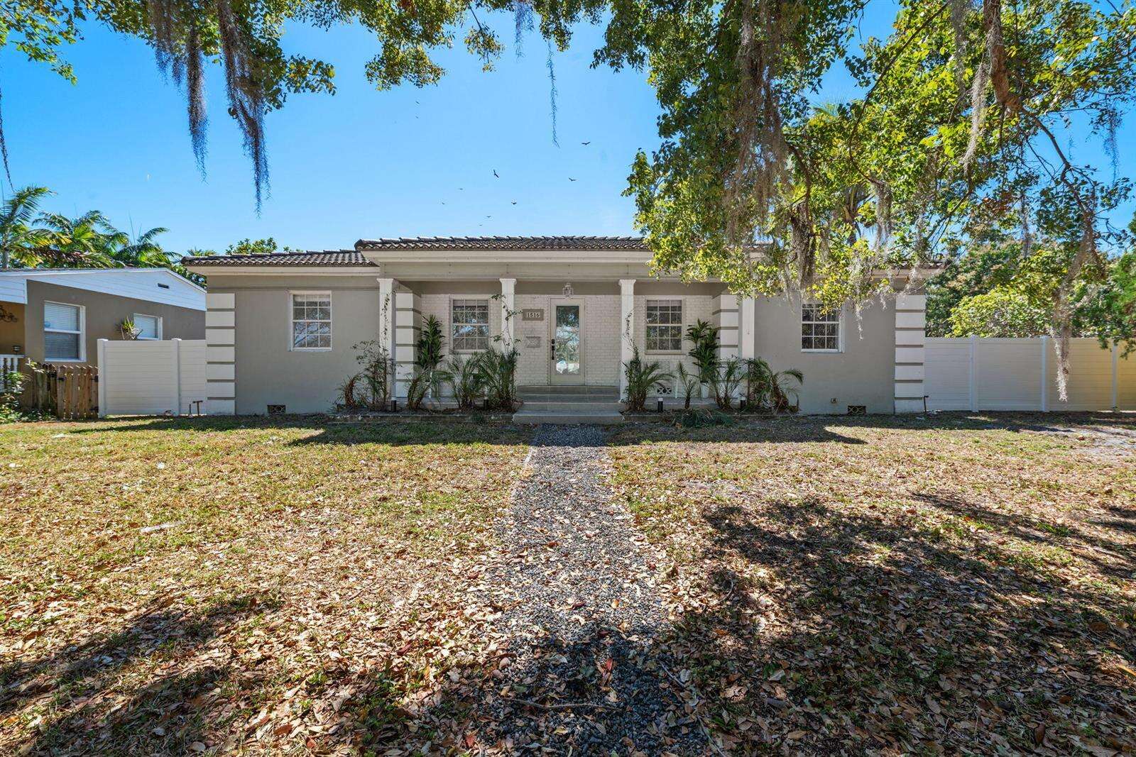 1516 Jefferson, Hollywood, FL 33020 - For Sale photo 1