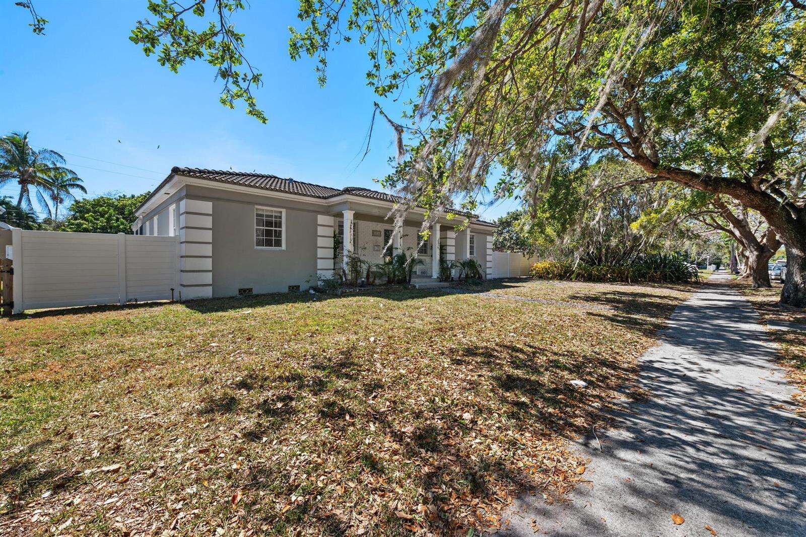 1516 Jefferson, Hollywood, FL 33020 - For Sale photo 2