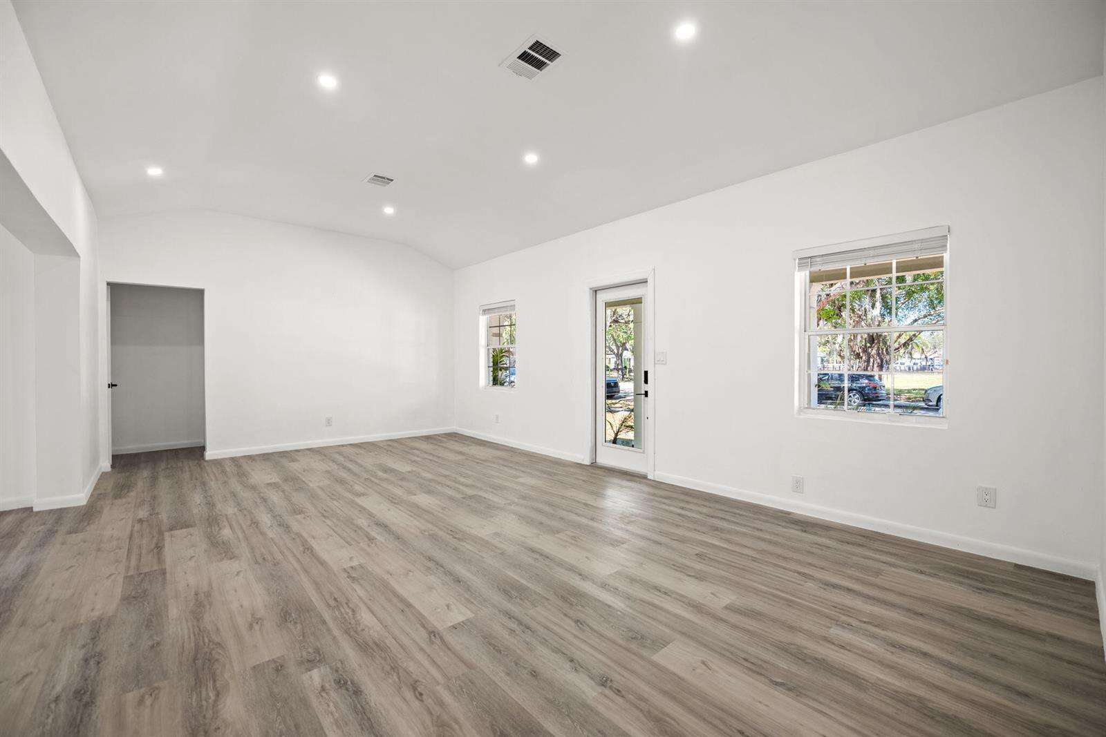 1516 Jefferson, Hollywood, FL 33020 - For Sale photo 10