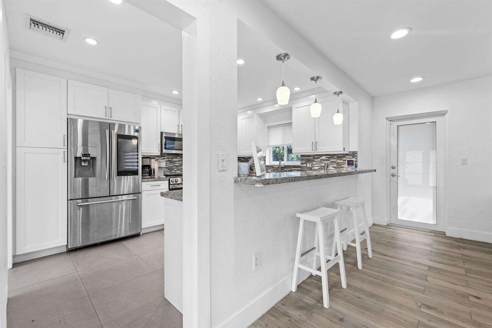 409 14th, Hollywood, FL 33020 - For Sale photo 12