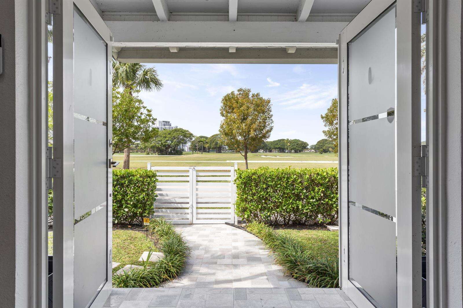 409 14th, Hollywood, FL 33020 - For Sale photo 3