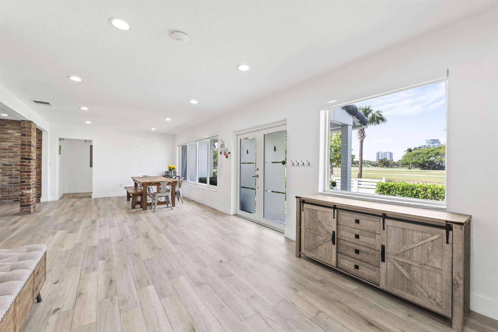 409 14th, Hollywood, FL 33020 - For Sale photo 7