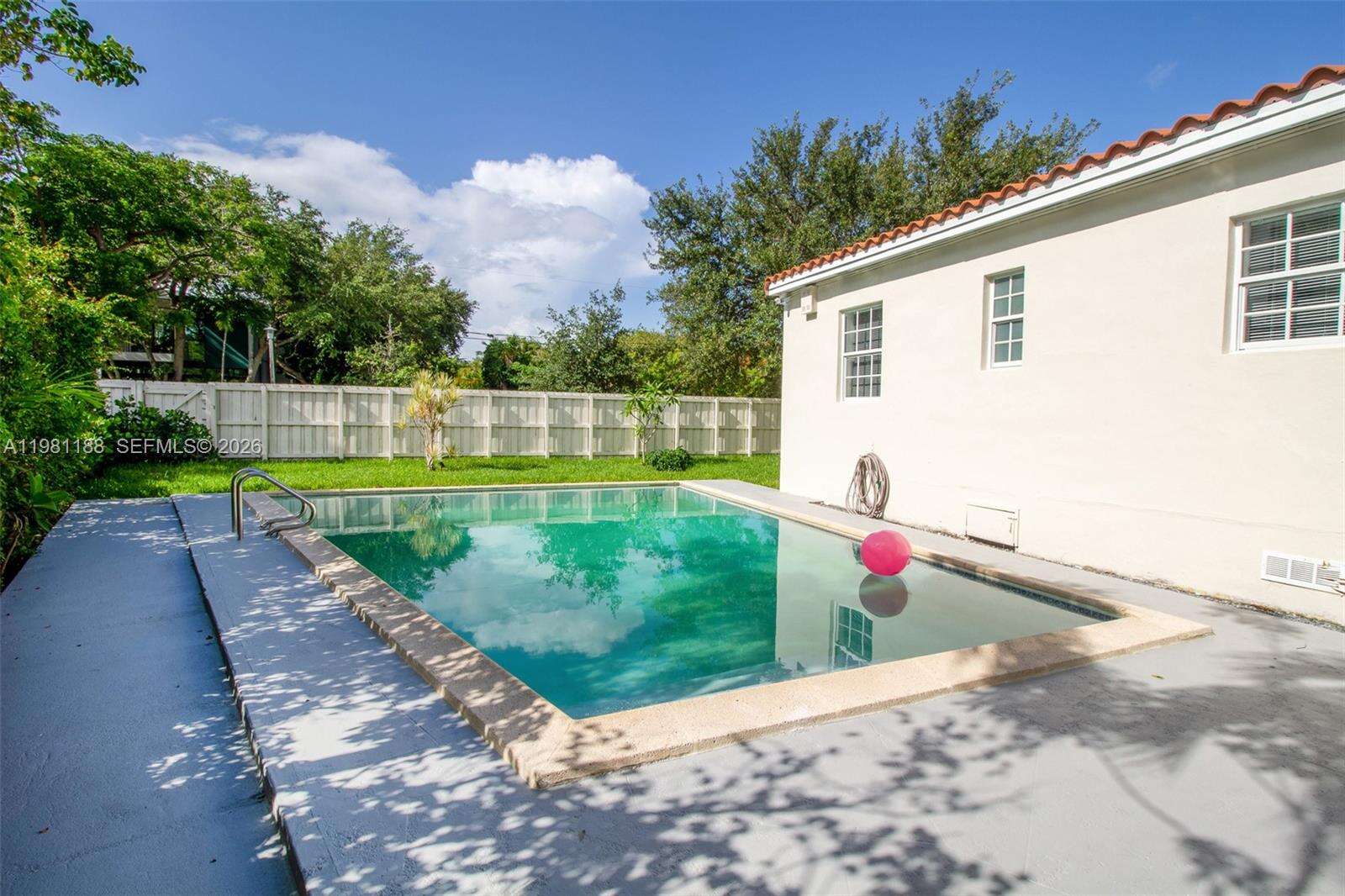 2727 Calusa St, Miami, FL 33133 | Picture 17