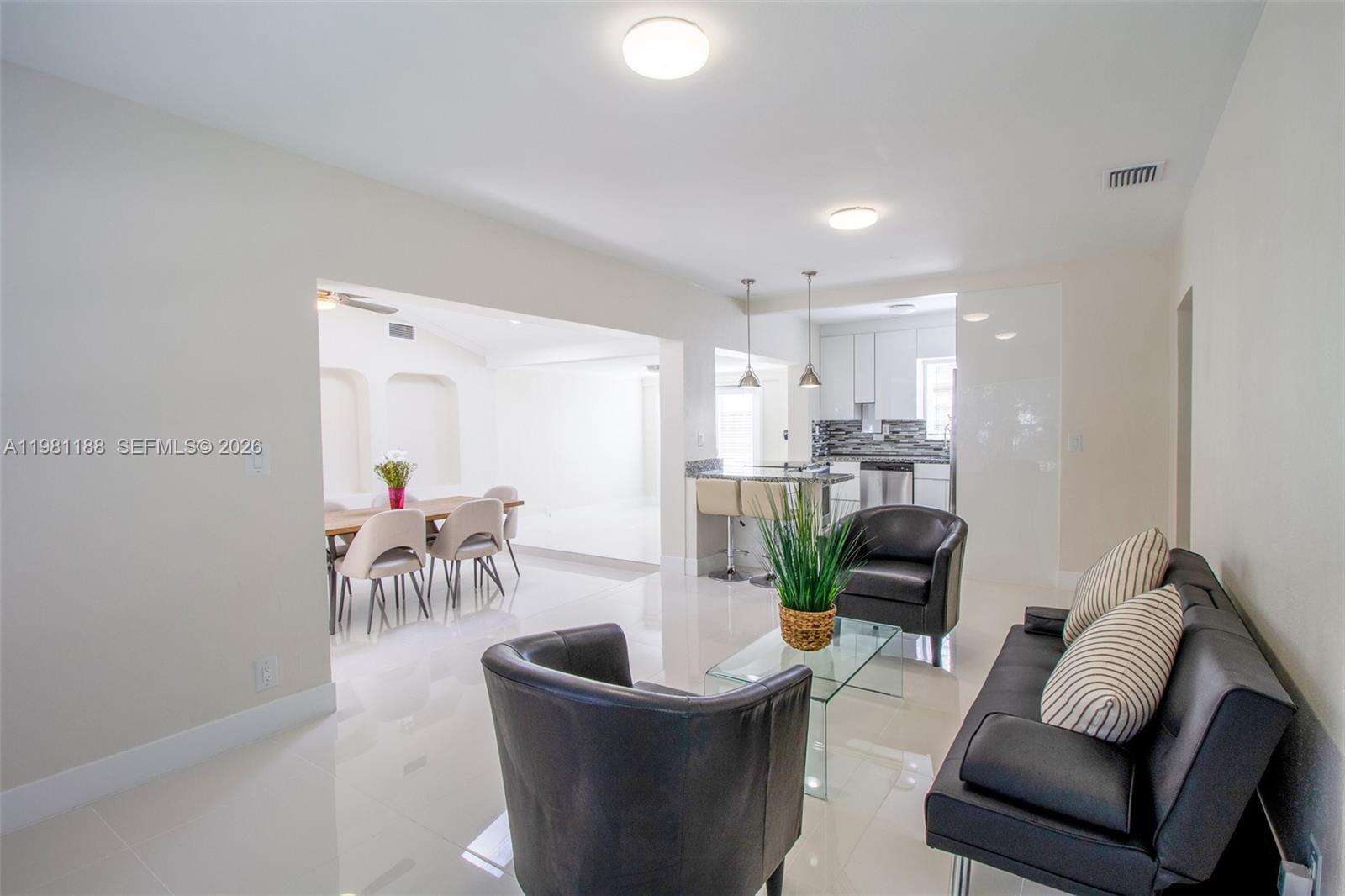 2727 Calusa St, Miami, FL 33133 | Picture 5