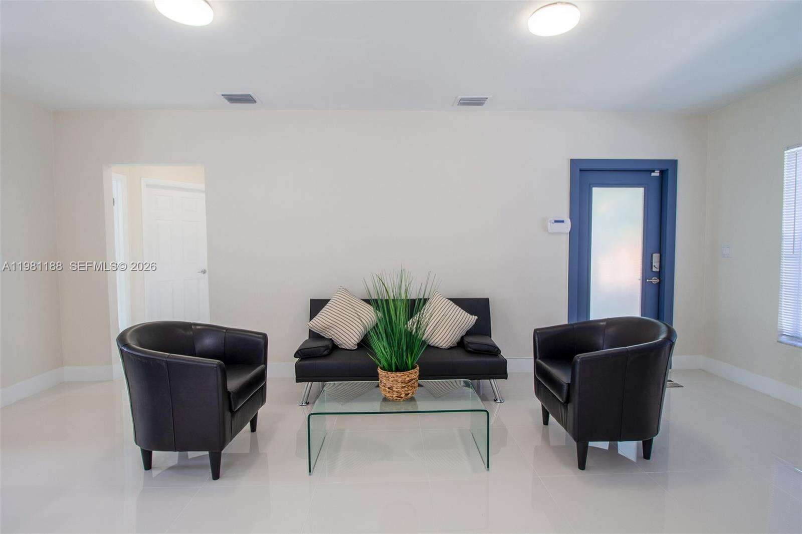 2727 Calusa St, Miami, FL 33133 | Picture 8