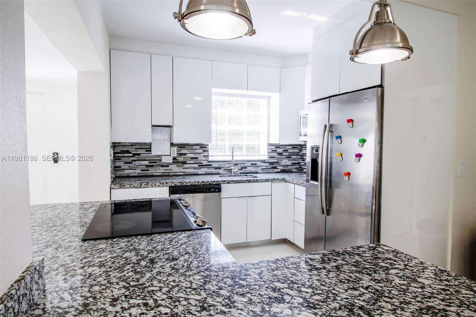 2727 Calusa St, Miami, FL 33133 | Picture 9