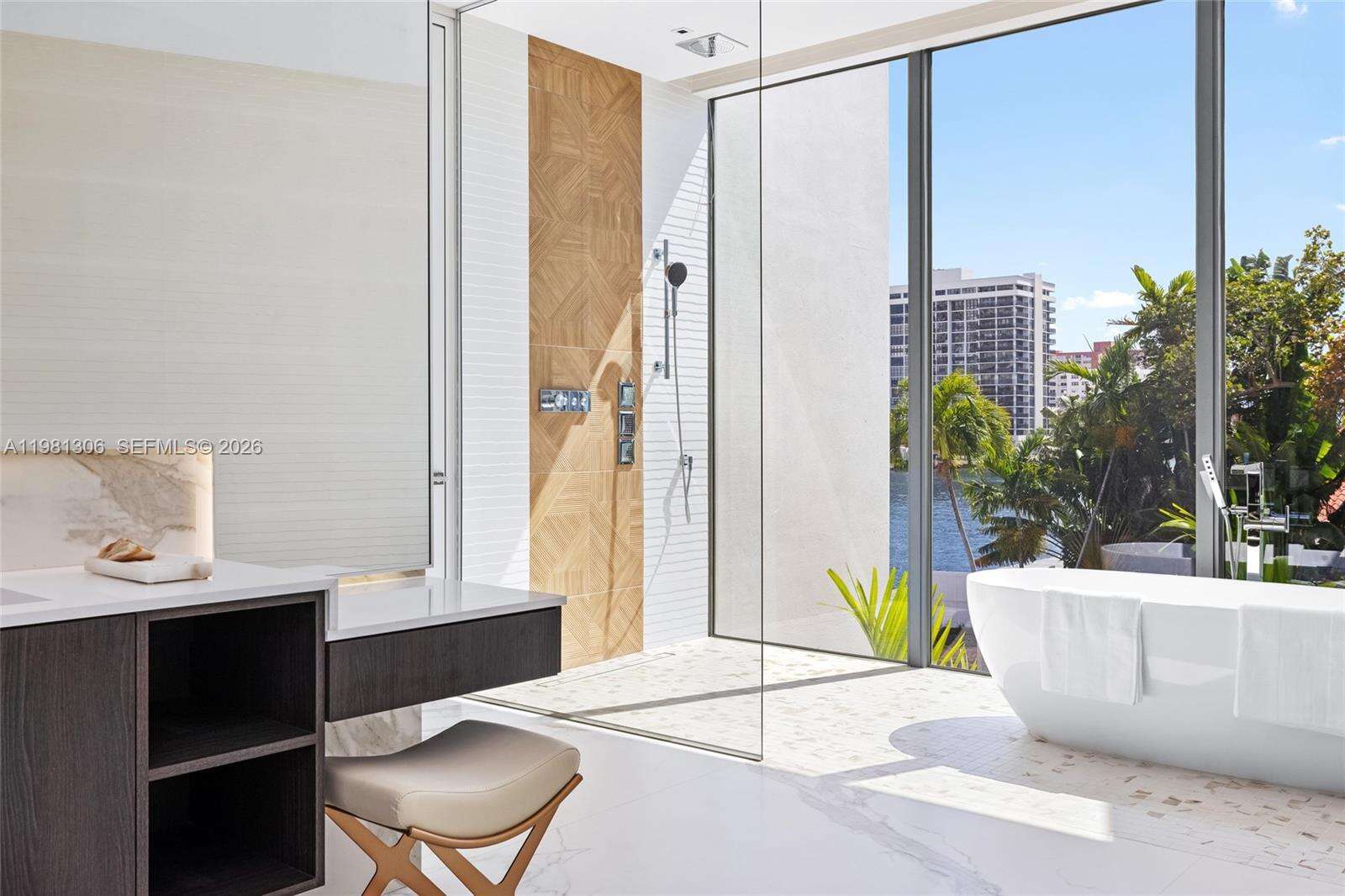 503 Palm Dr, Hallandale Beach, FL 33009 | Picture 40