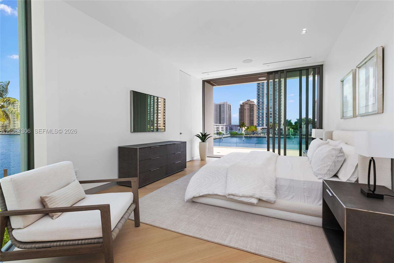 503 Palm Dr, Hallandale Beach, FL 33009 | Picture 46