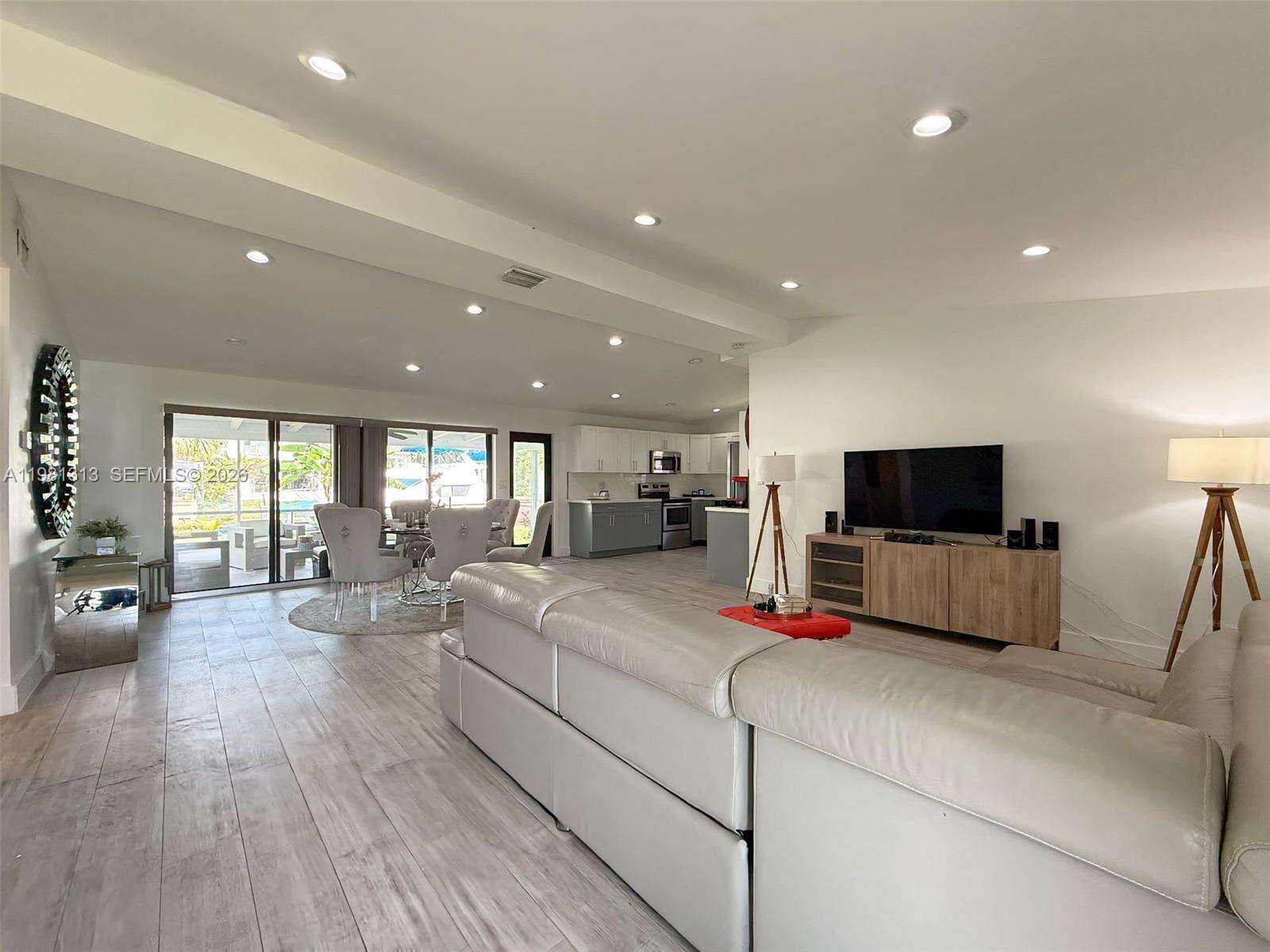 2525 Tortugas Ln, Fort Lauderdale, FL 33312 | Picture 5