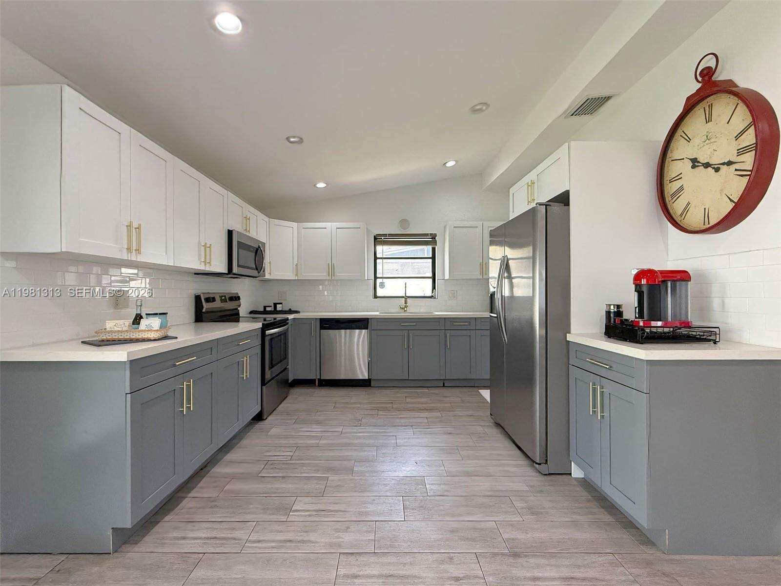 2525 Tortugas Ln, Fort Lauderdale, FL 33312 | Picture 9