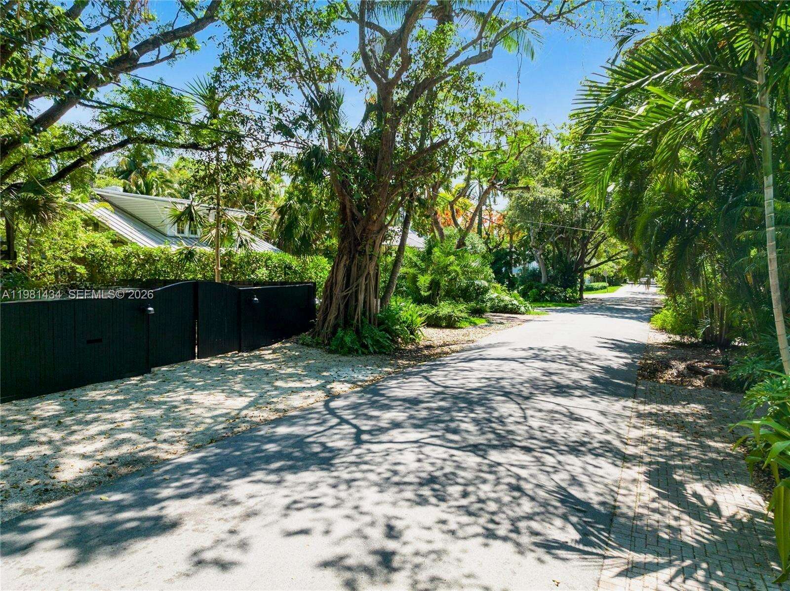 3558 Royal Palm Ave, Miami, FL 33133 | Picture 31