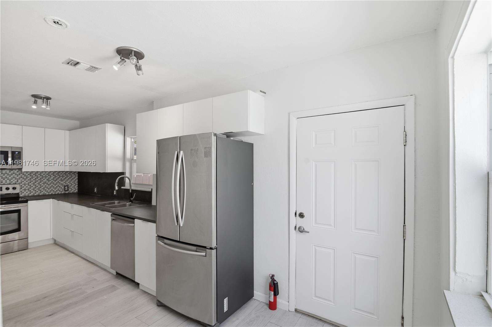 1431 30th St, Miami, FL 33142 | Picture 14