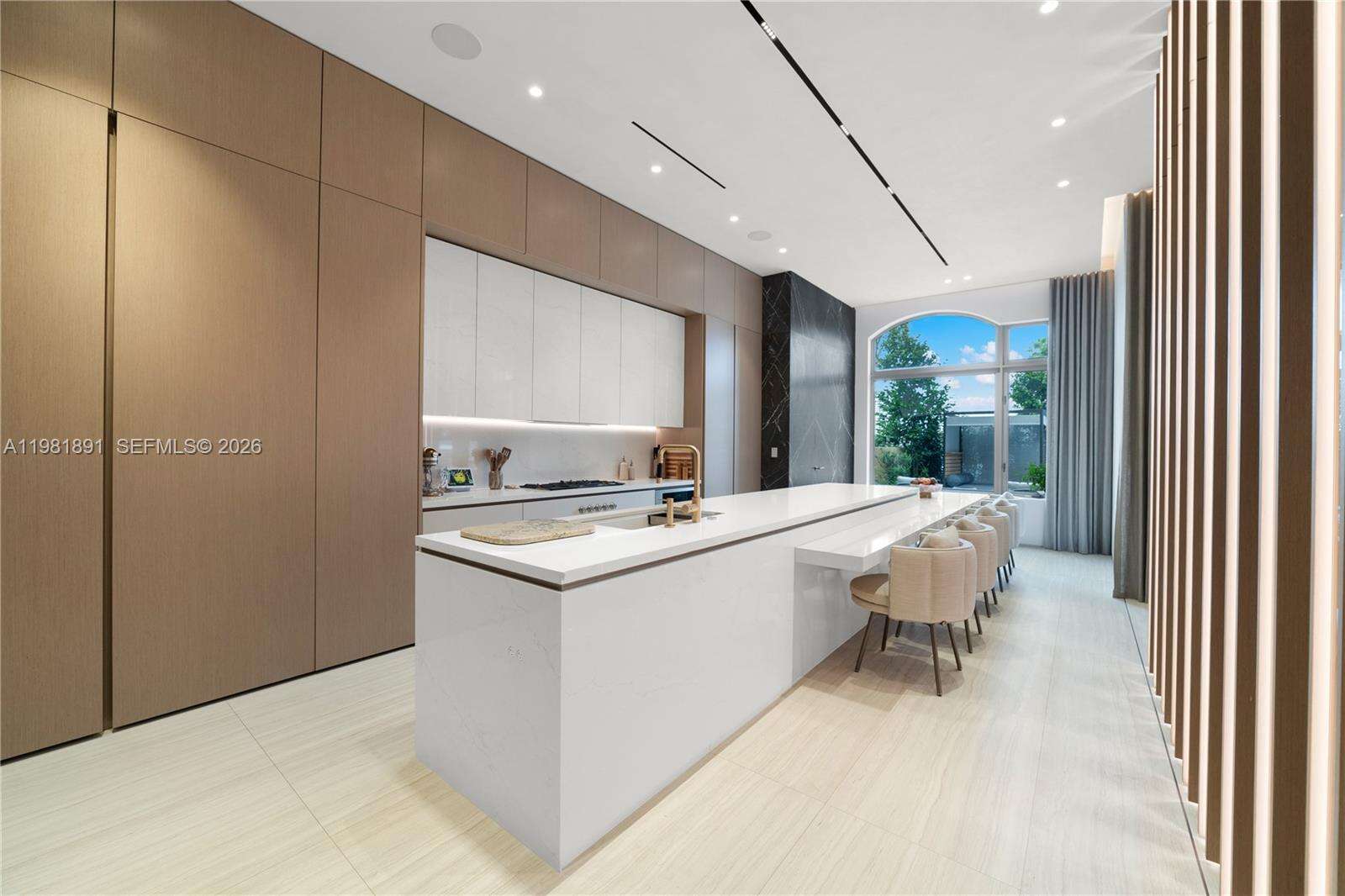 1522 Island Blvd, Aventura, FL 33160 | Picture 10