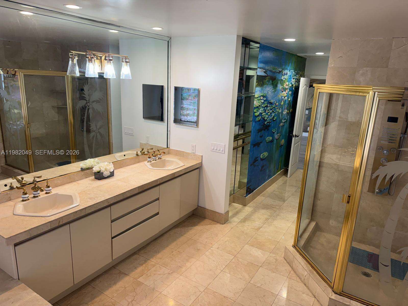 851 11th Ave, Hollywood, FL 33019 | Picture 11