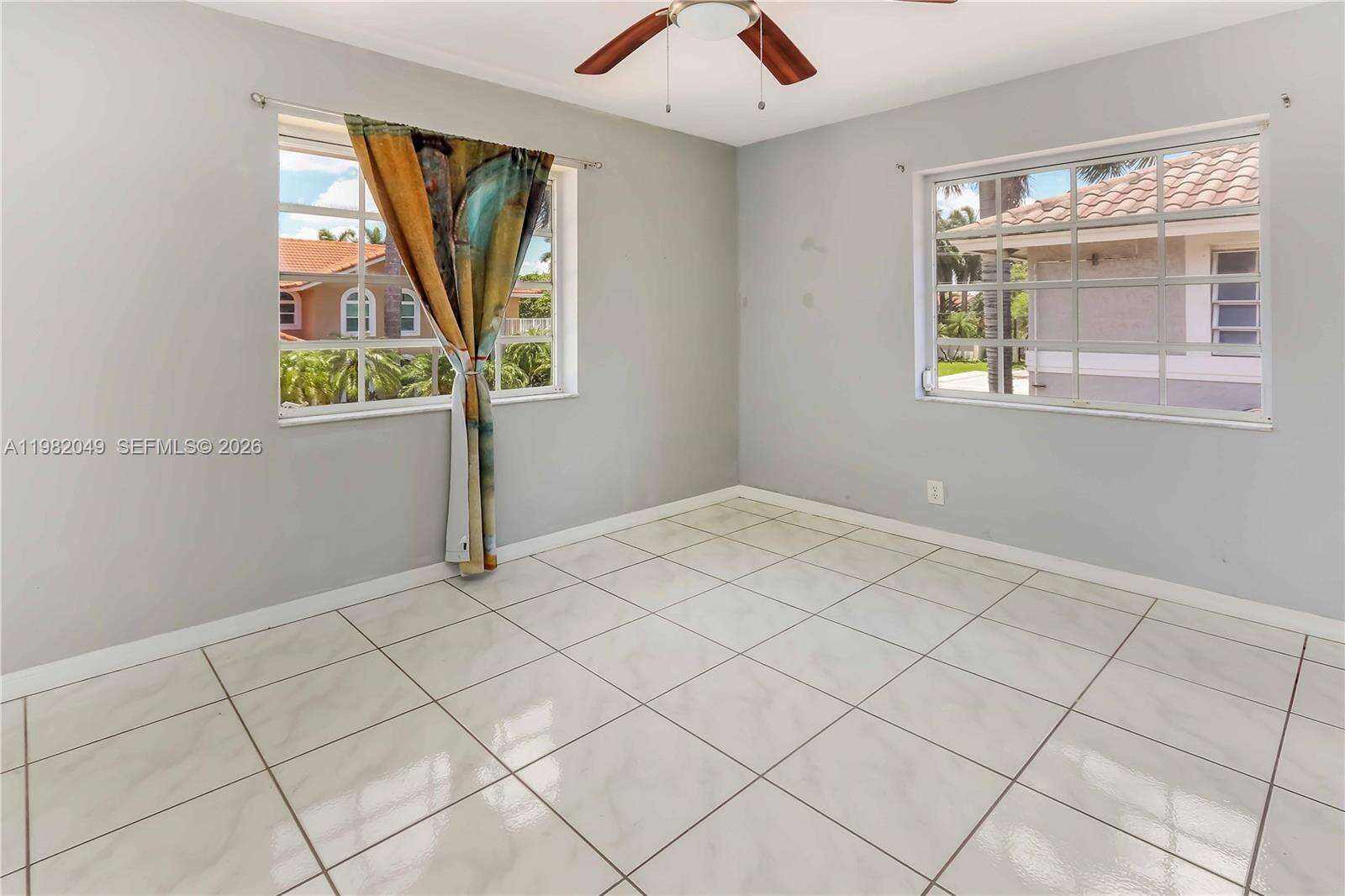 851 11th Ave, Hollywood, FL 33019 - For Sale photo 20