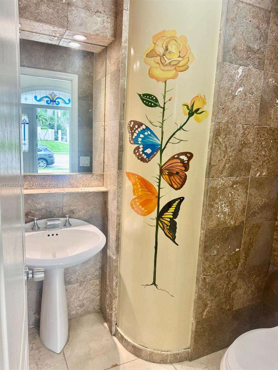 851 11th Ave, Hollywood, FL 33019 | Picture 7