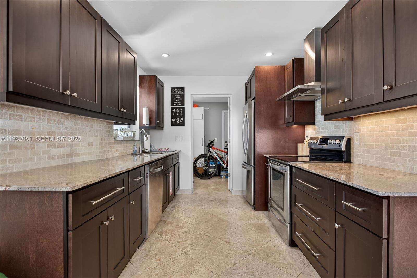 2136 56th Pl, Fort Lauderdale, FL 33308 | Picture 11