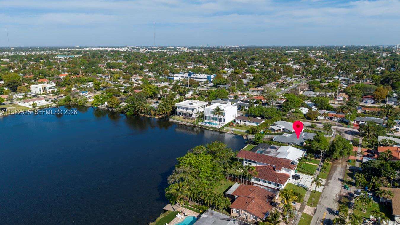 21330 25th Ct, Miami, FL 33180 - For Sale photo 8