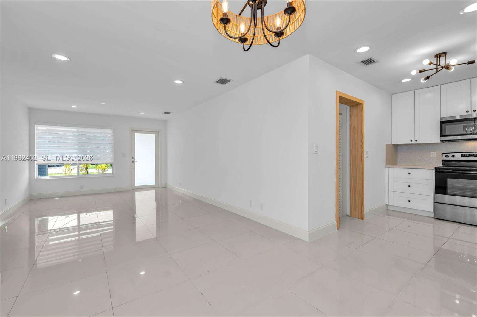 104 7th St, Hallandale Beach, FL 33009 | Picture 15