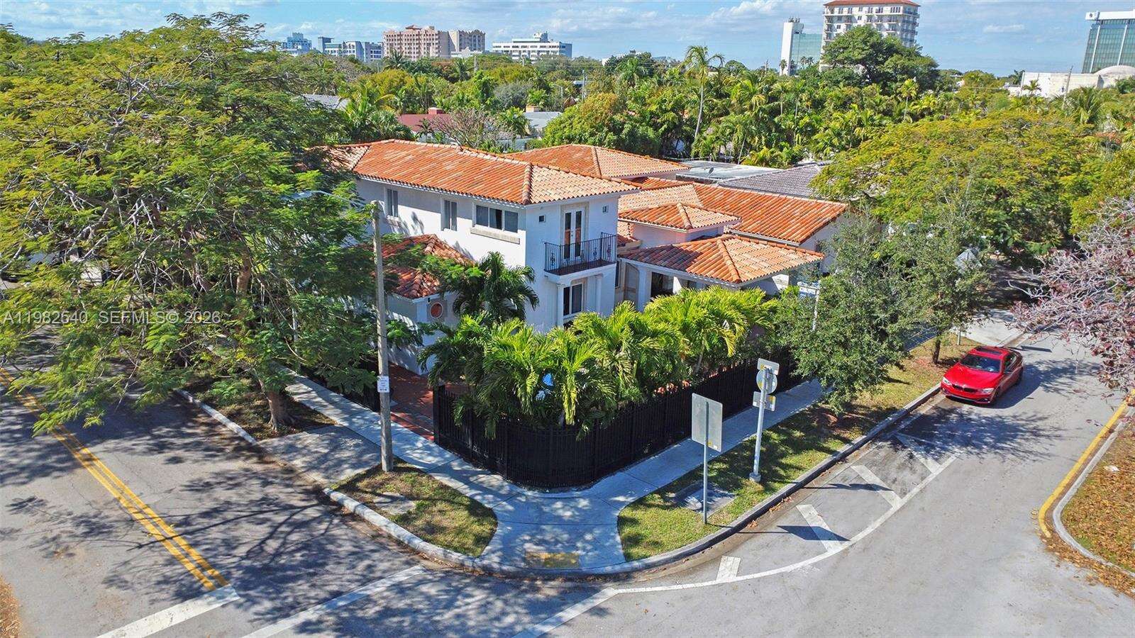 100 26th Rd, Miami, FL 33129 | Picture 1