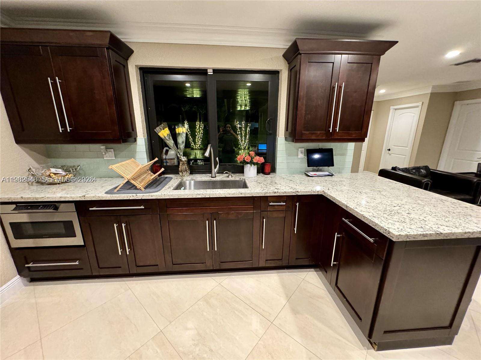 15101 Garvock Pl, Miami Lakes, FL 33016 | Picture 14