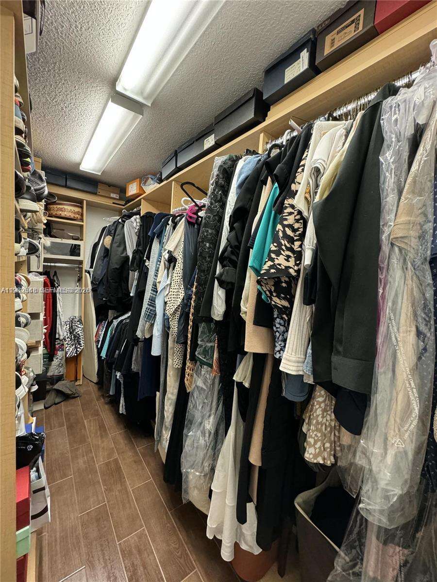 15101 Garvock Pl, Miami Lakes, FL 33016 | Picture 25