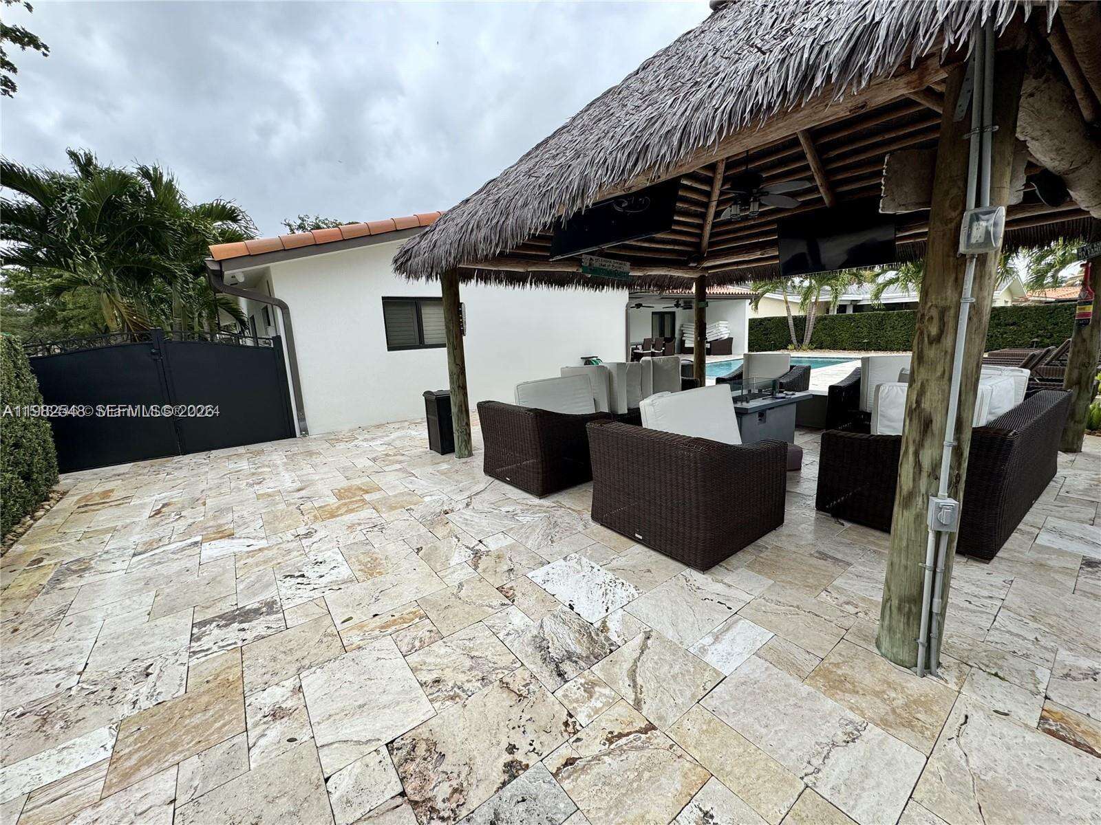 15101 Garvock Pl, Miami Lakes, FL 33016 | Picture 29