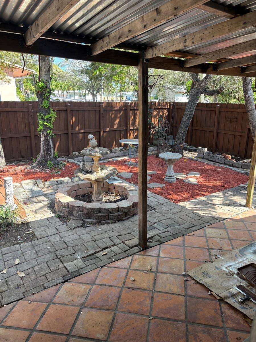 729 2nd Ct, Hallandale Beach, FL 33009 | Picture 23