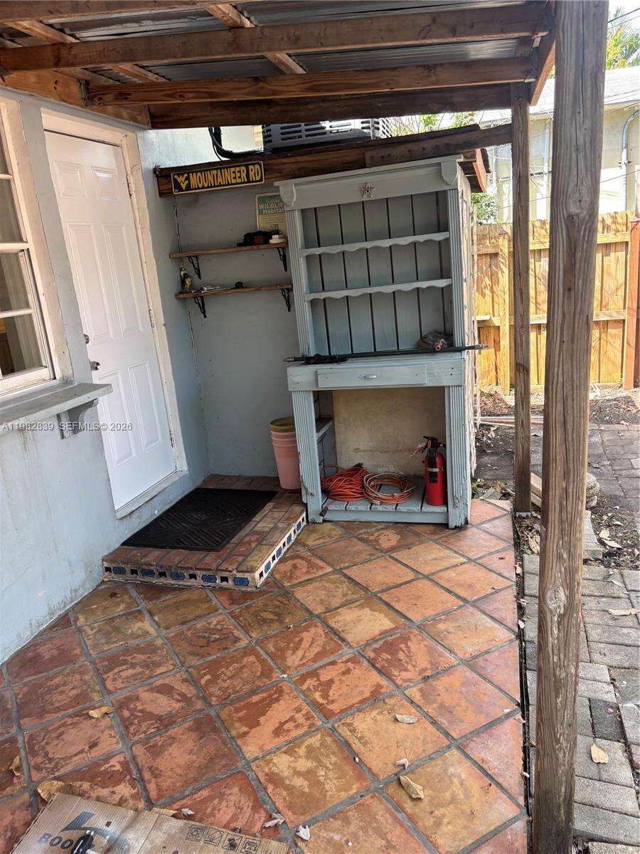 729 2nd Ct, Hallandale Beach, FL 33009 | Picture 25