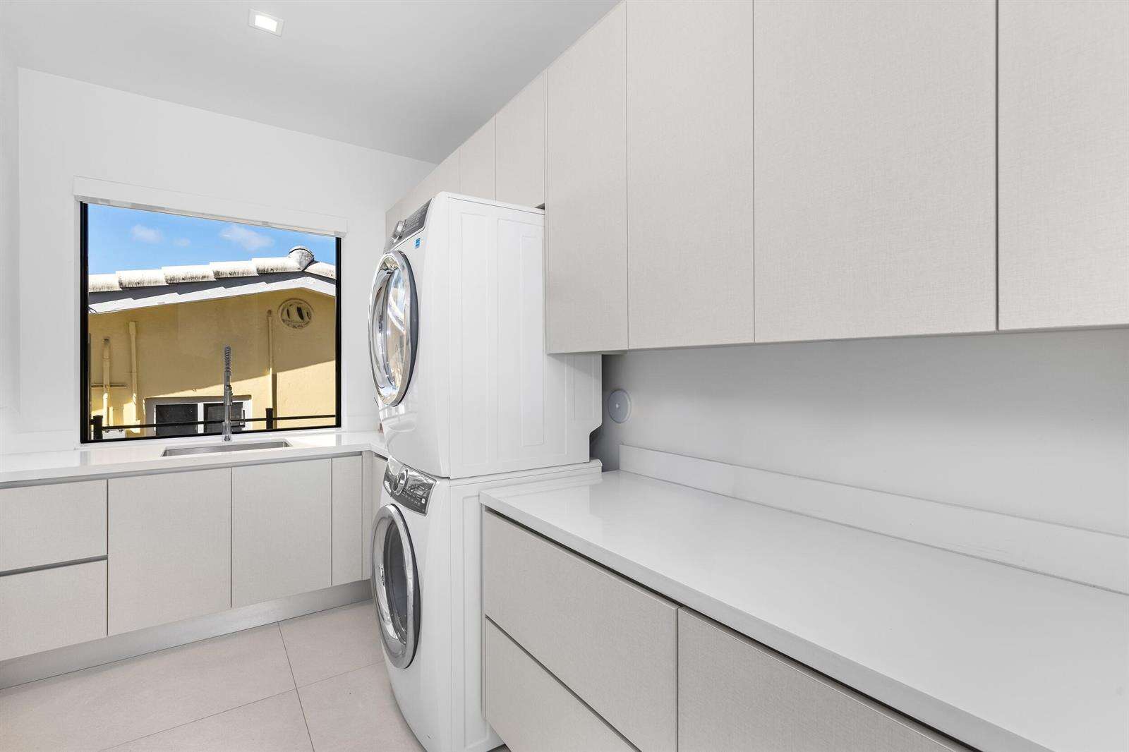 424 Coconut Isle, Fort Lauderdale, FL 33301 - For Sale photo 33