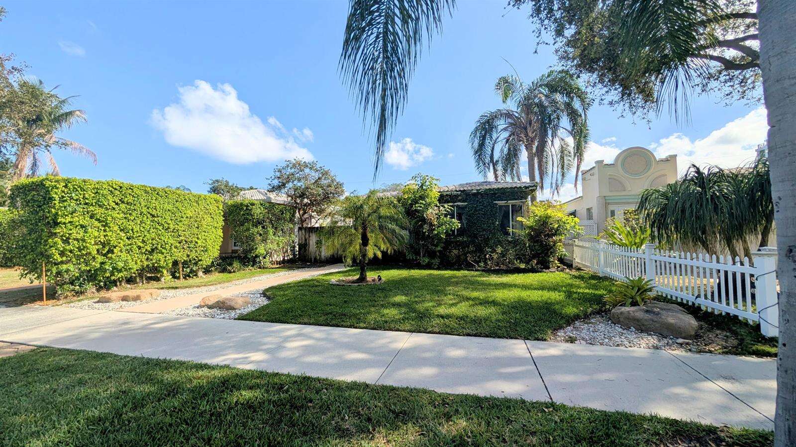 1626 Tyler, Hollywood, FL 33020 - For Sale photo 1