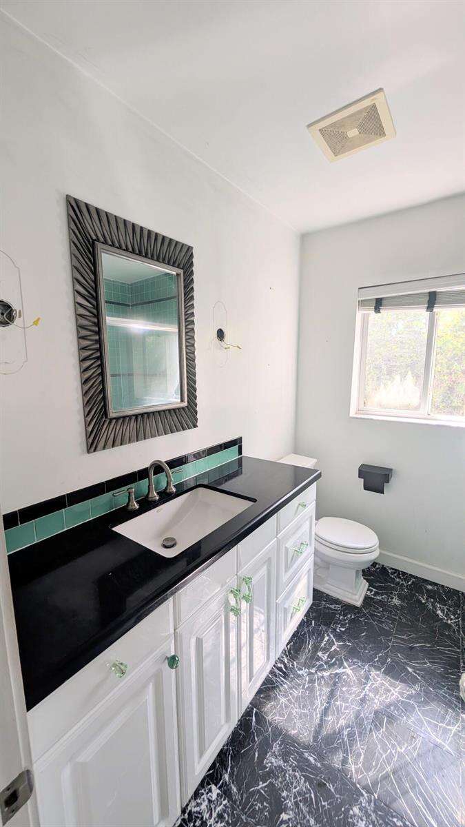 1626 Tyler, Hollywood, FL 33020 - For Sale photo 13